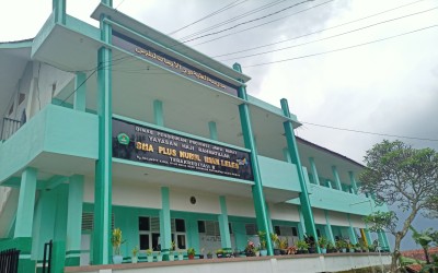 Lulusan kami dibekali dengan kemandirian dan keahlian yang diakui secara global. Kini, alumni kami tersebar di berbagai negara, bekerja di perusahaan multinasional membuktikan bahwa kualitas pendidikan kita mampu bersaing di internasional